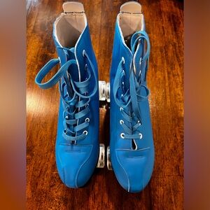Men’s  Size 12 Blue Rollerskates